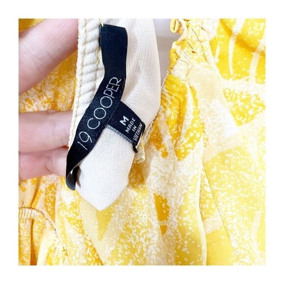 19Cooper Dress puff Sleeve Floral Yellow Womens Medium Coquette new - Picture 5 of 9